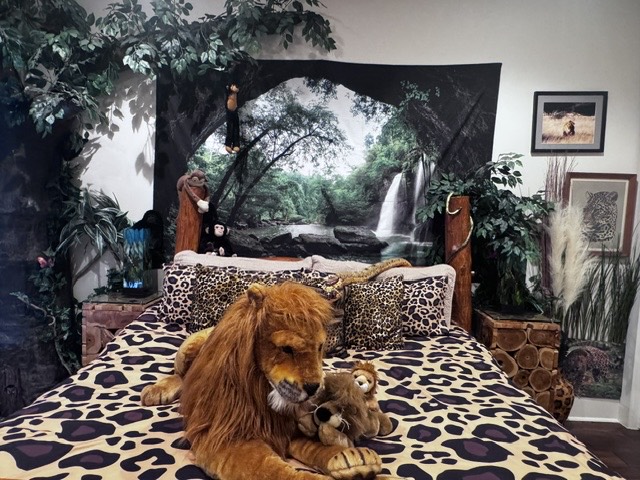 African Rainforest Room at Sweet Serengeti Safari Ranch